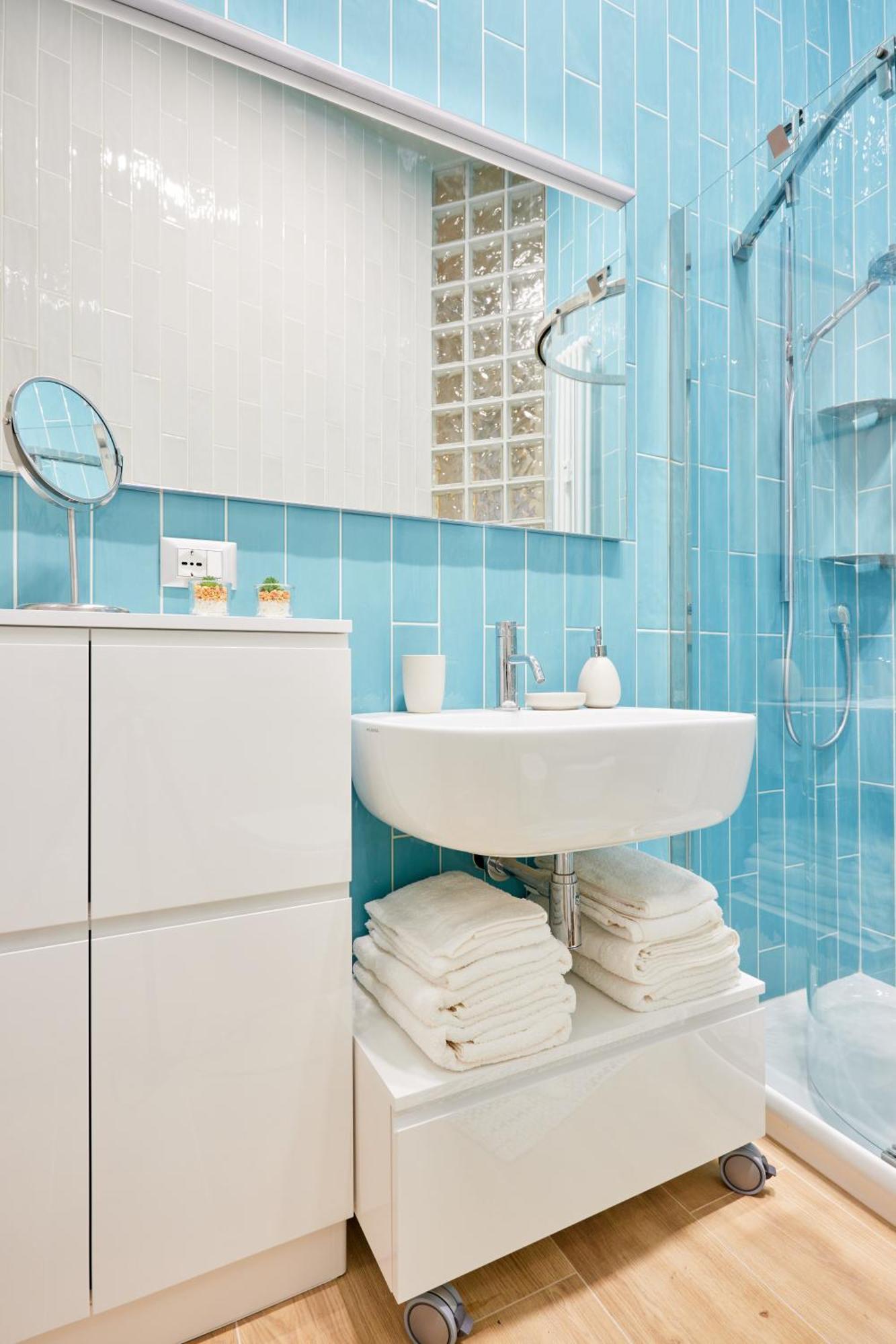 Central And Comfy Apartment Free Netflix And Disney Plus Bologna Exteriör bild